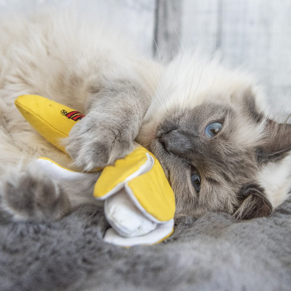 Yeowww! Cat Toys with Pure American Catnip - Peeled banana
